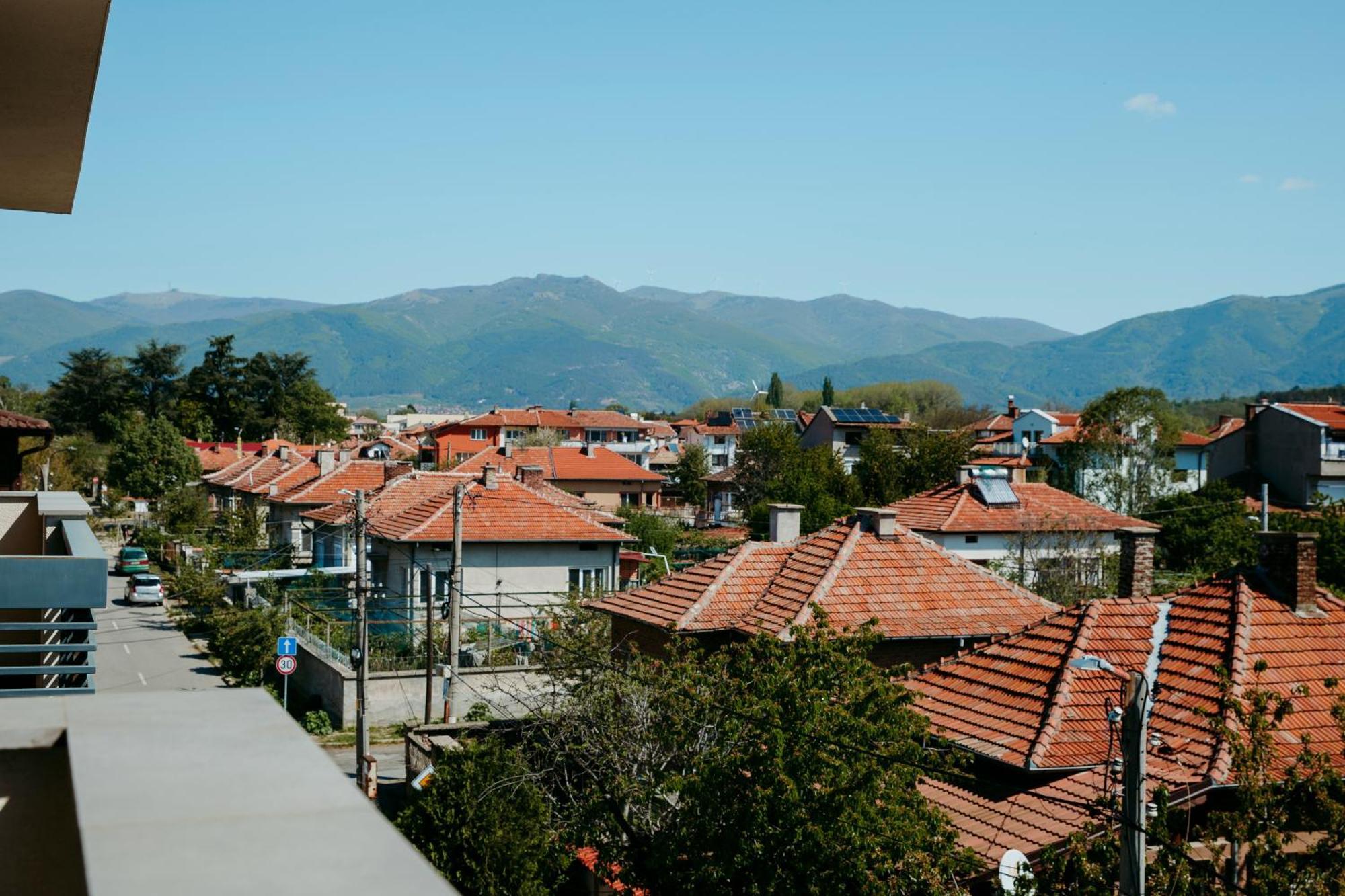 Rose Valley Apartment Kazanlak Kültér fotó
