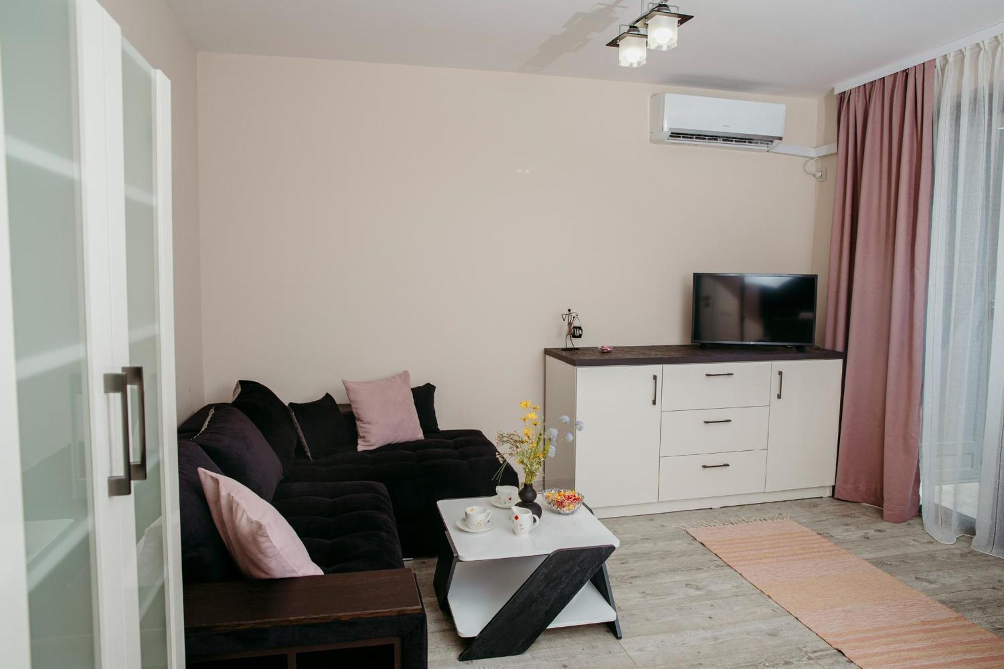 Rose Valley Apartment Kazanlak Kültér fotó