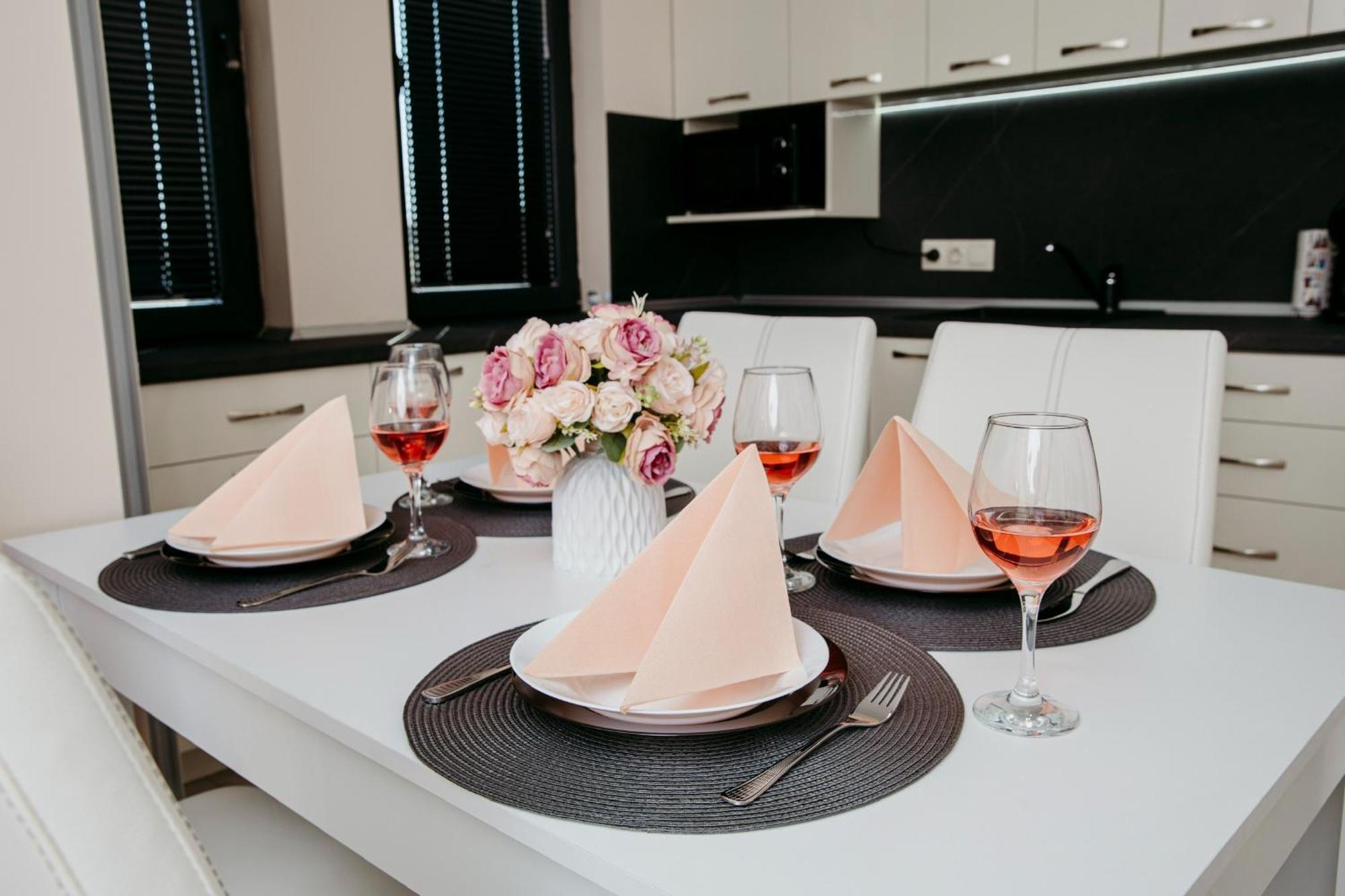 Rose Valley Apartment Kazanlak Kültér fotó